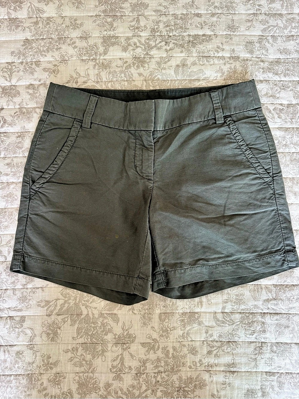 J.Crew City Fit Chino Short Bermuda Shorts Green Size 00